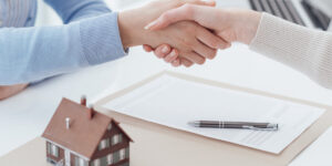 How a Buyers Agent Double Bay Helps You Access Off-Market Listings